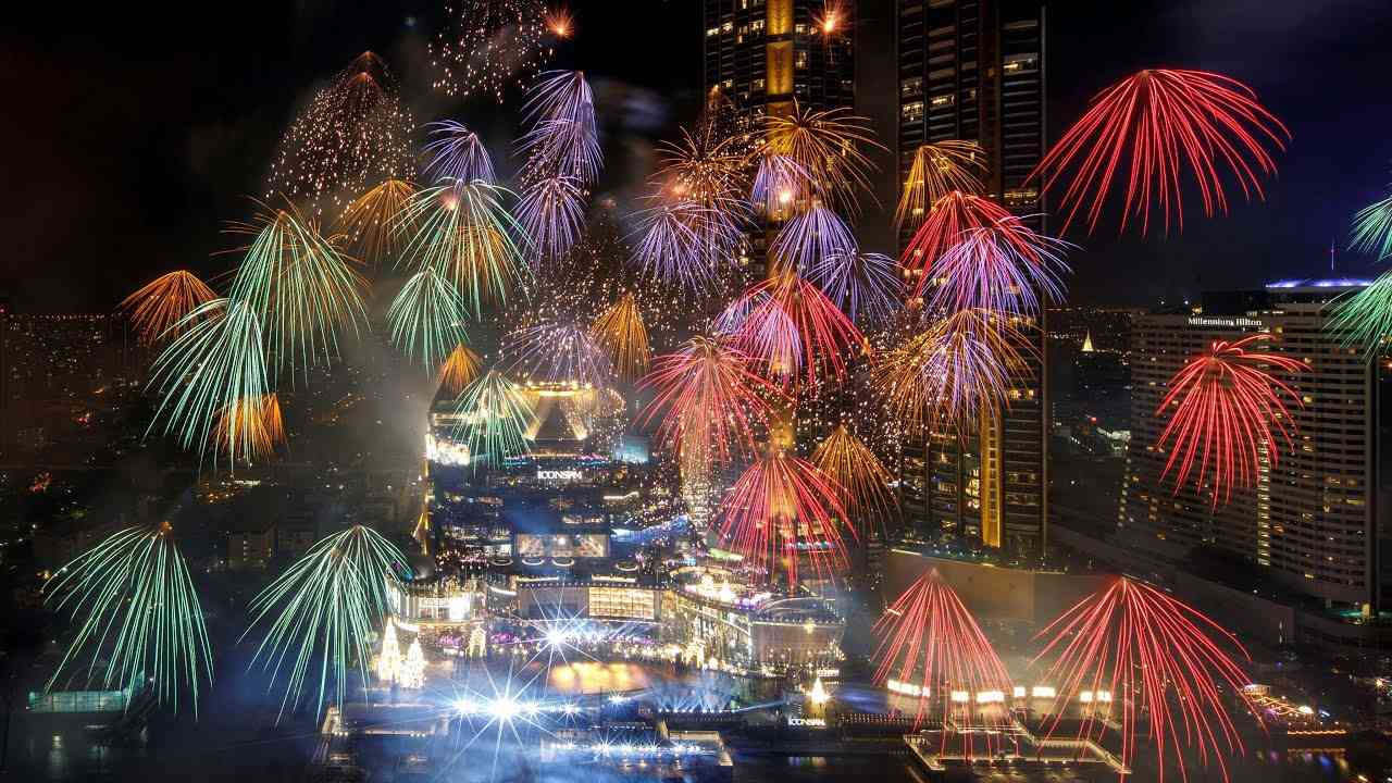 virtual fireworks display new year ideas