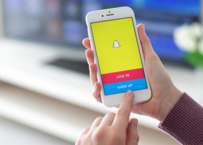 [2021 New Ways] How to Trim Snapchat Video