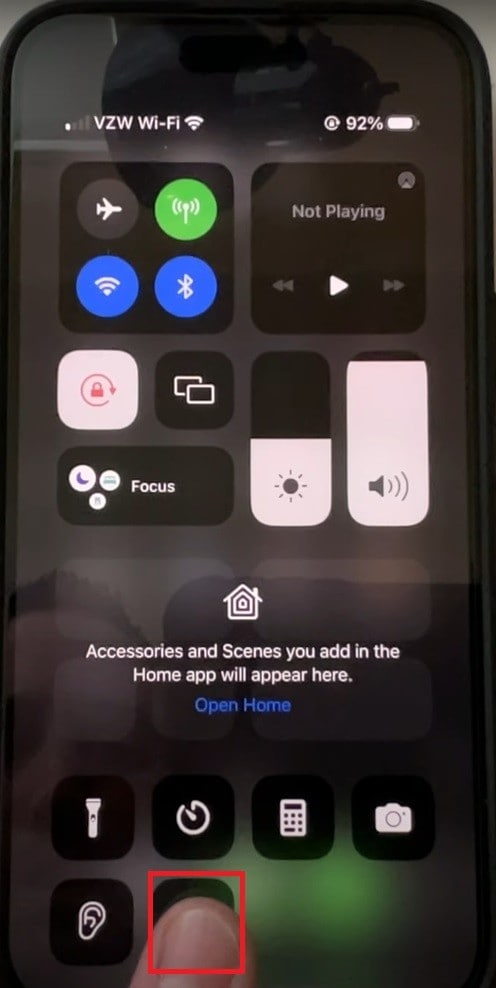 hold screen record button on iphone