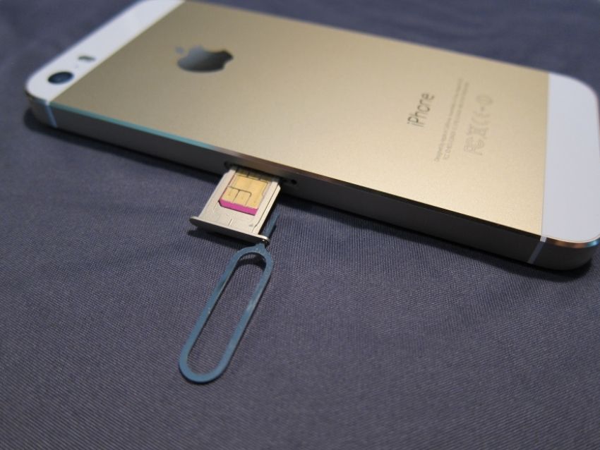 removing sim card from iPhone