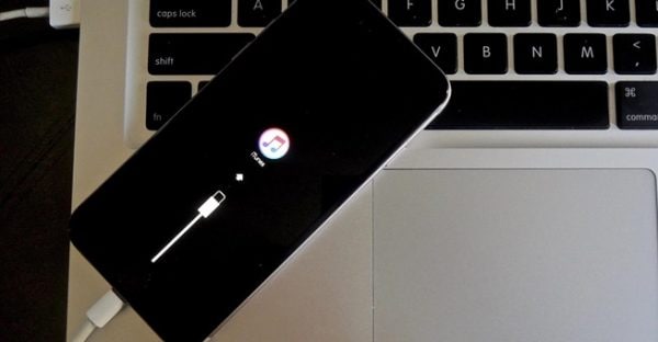 iphone atascado en modo de recuperación: conecta itunes al pc