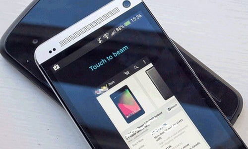 Transfert de photos d'Android à Android par NFC-Toucher beam