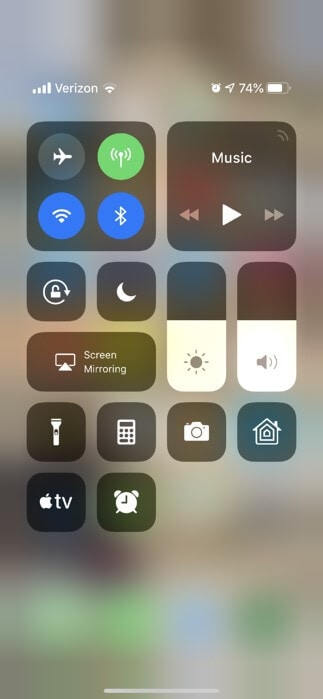 select screen mirroring option on control center