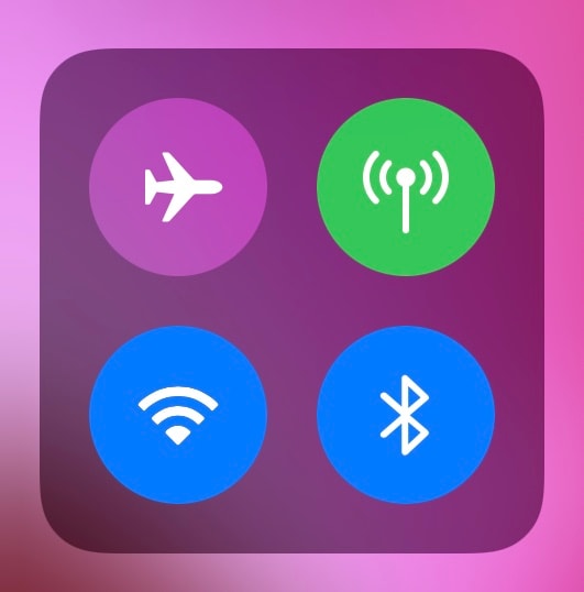 enable and disable airplane mode