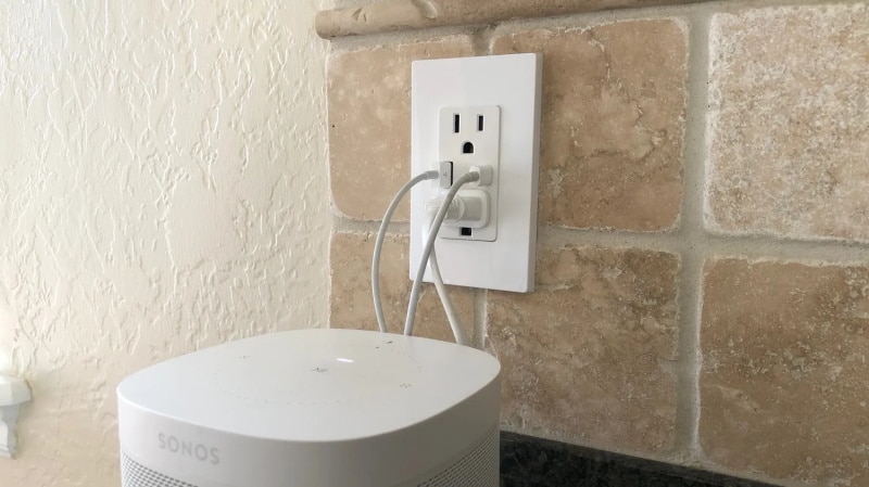 chager iphone use USB wall outlet