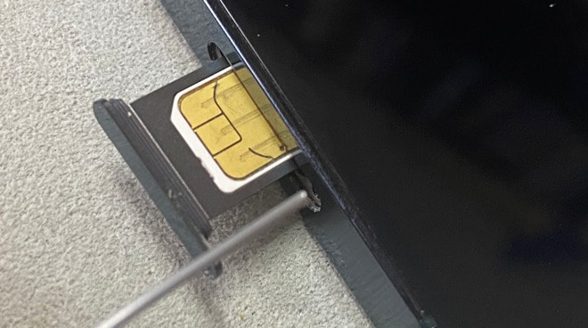 Bandeja para la tarjeta SIM del iPhone