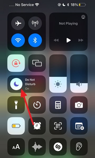 My iPhone Is Stuck In Headphones Mode. Here's The Fix!