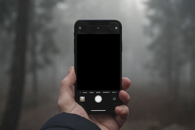 iPhone schermo nero problema della fotocamera