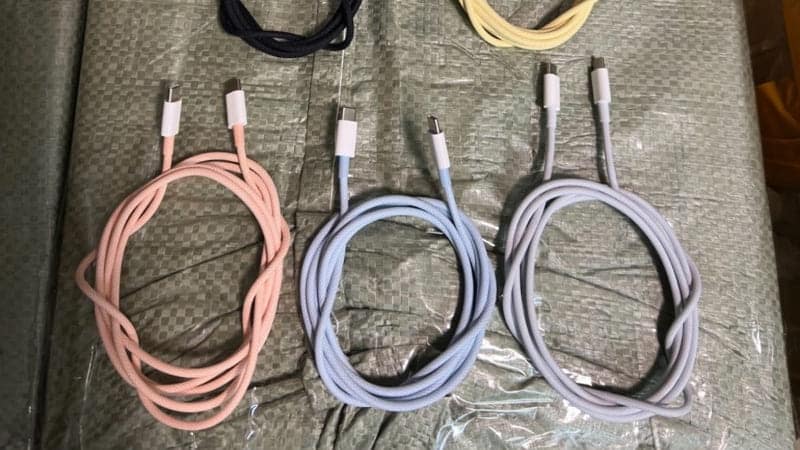 colored iphone 15 usb type-c cables