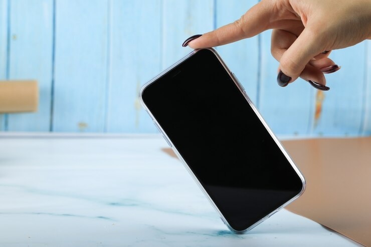 iphone stand with finger