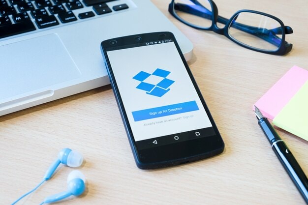 transfer data from iphone to android with dropbox