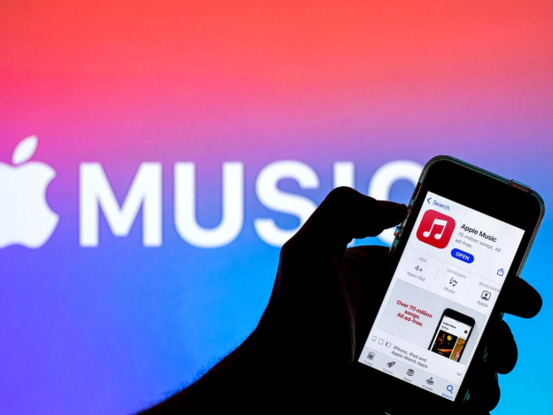 Transfer music from computer to iPhone via Apple Music 