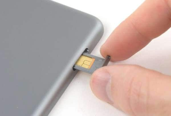 remove sim card on ipad