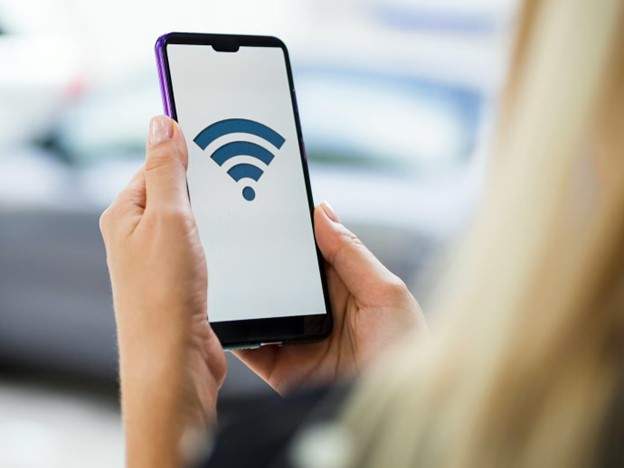 how to unlock wifi password on android