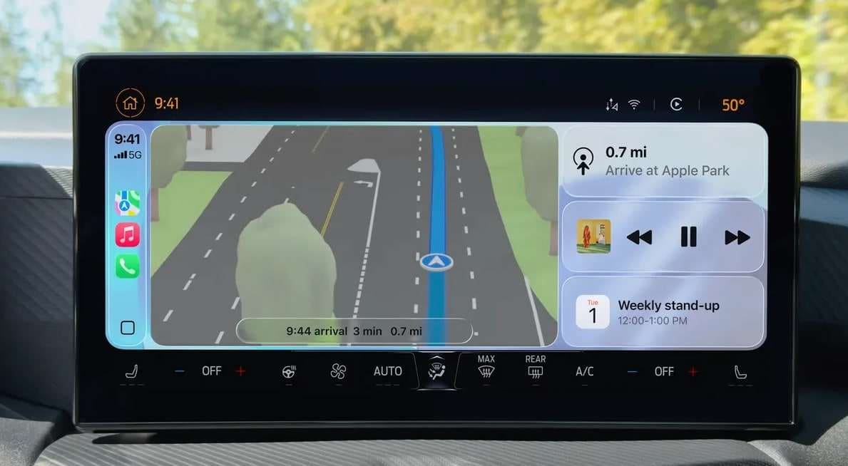 new car play feature ios26