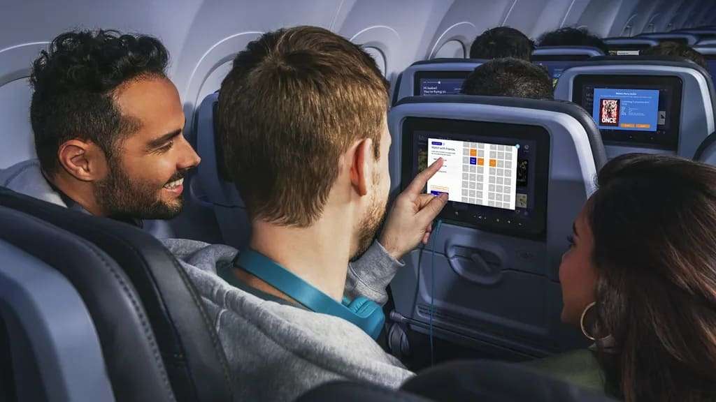 watch movies together in plane