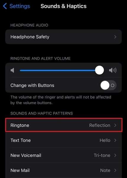 Toque Tono de llamada en Configuración de sonidos y hápticos 