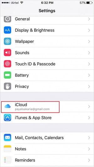How to Transfer Notes from iPhone to iPad Using iCloud - step 1: select iCloud 