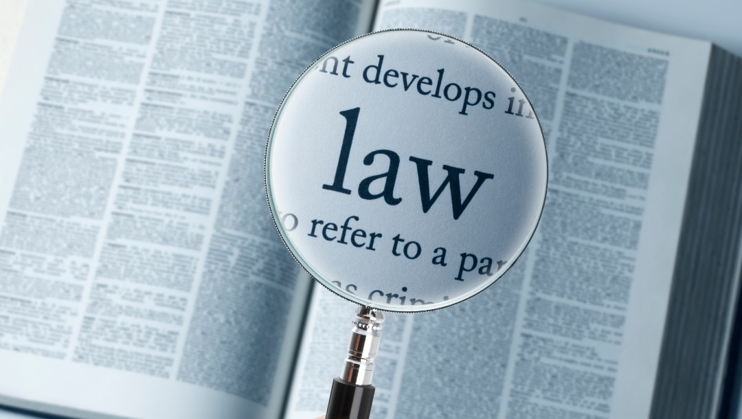 education pathways to become a lawyer