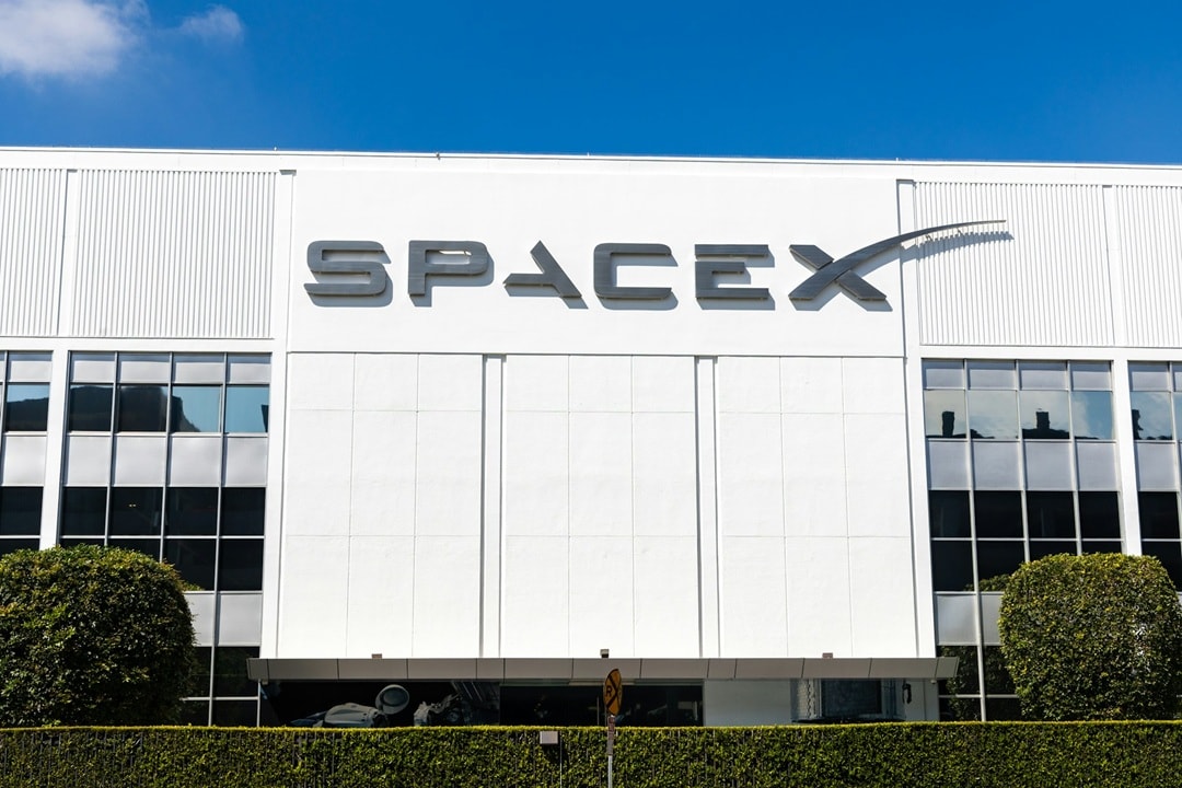 spacex headquarters-key facts