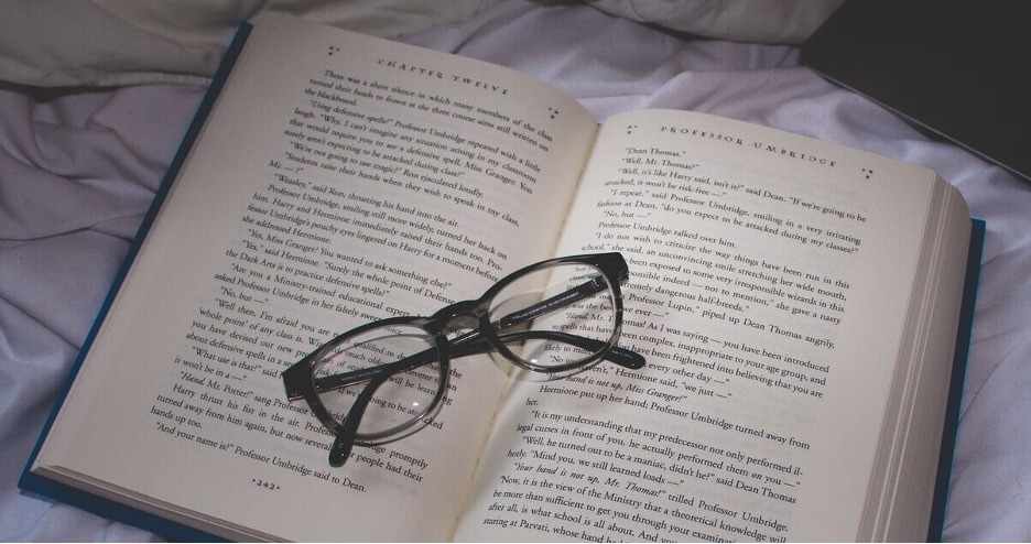 book-and-glasses