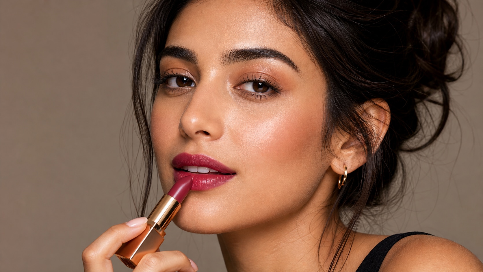 lipstick try-on prompt feature with beauty portrait