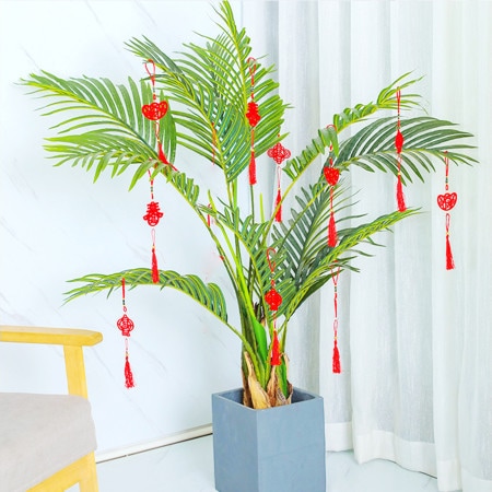How to Decorate for Chinese New Year – 5 Old Vs. 5 Modern Decorations