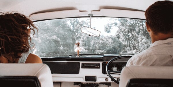 activités amusantes à faire le jour de la Saint-Valentin - faire une balade en voiture