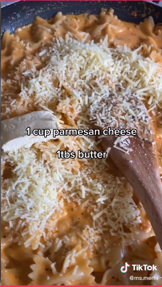 spicy vodka pasta by gigi hadid-viral tiktok food recipe