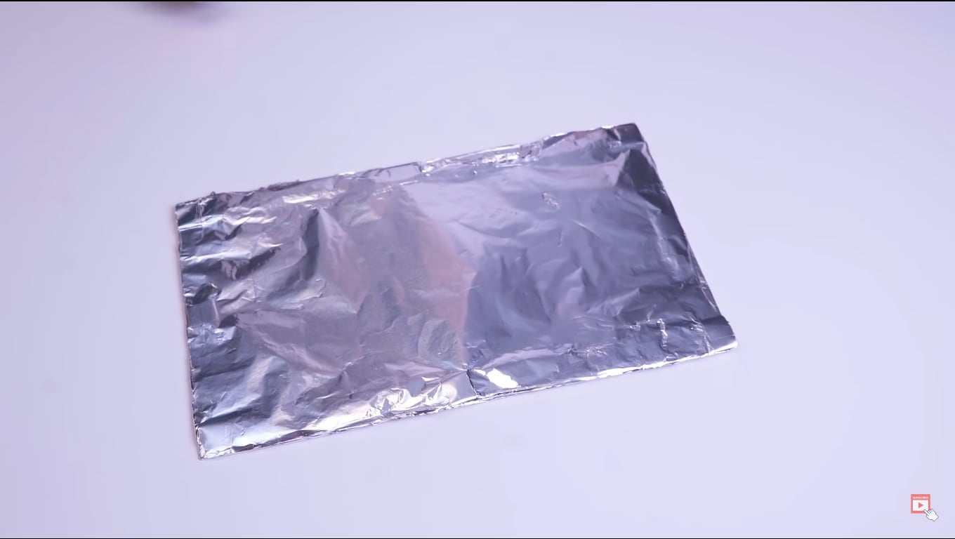 foil paper used for making a light reflector