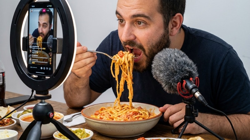 create mukbang video with ai