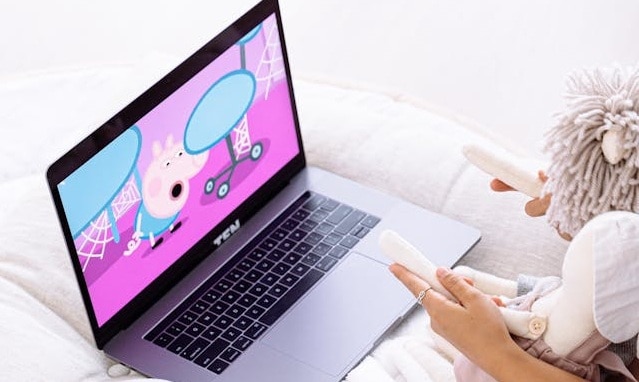 use cartoon voices in explainer videos
