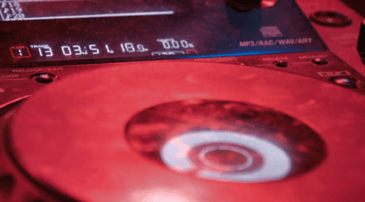 filmora fourteen dissolve gif