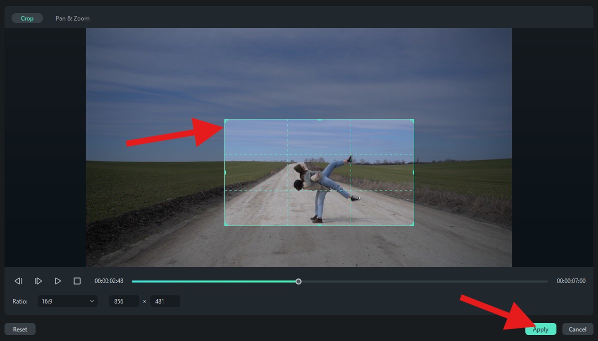 use crop and zoom in filmora