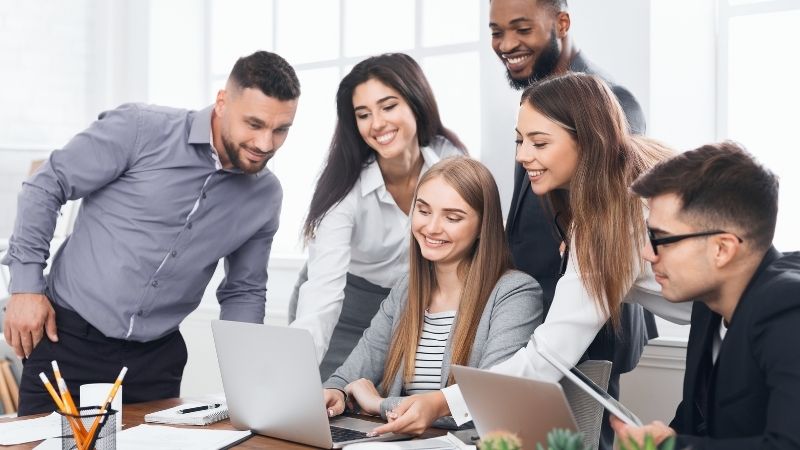 a team doing discussion