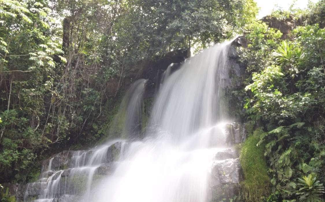 waterfalls motion blur photography