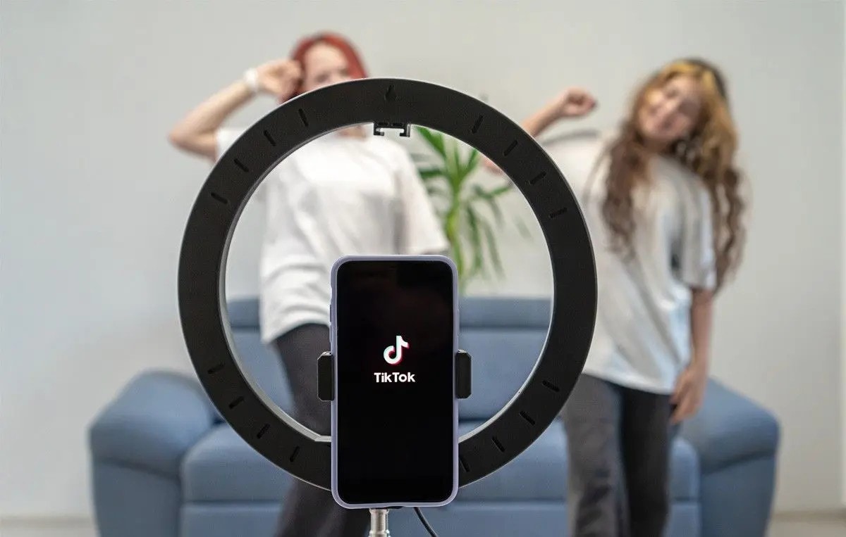 dramatic video making tiktok