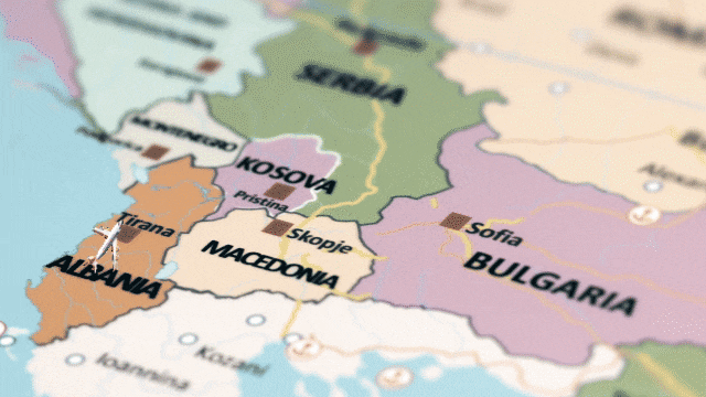 object move along in filmora