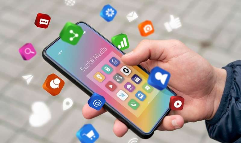 use social media for podcast promotion
