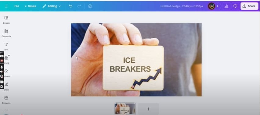 upload image in canva
