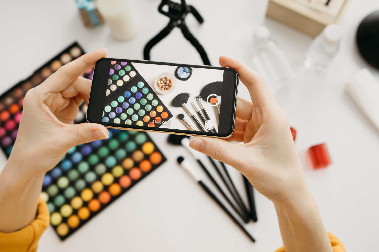 free responsive product campaign freepik