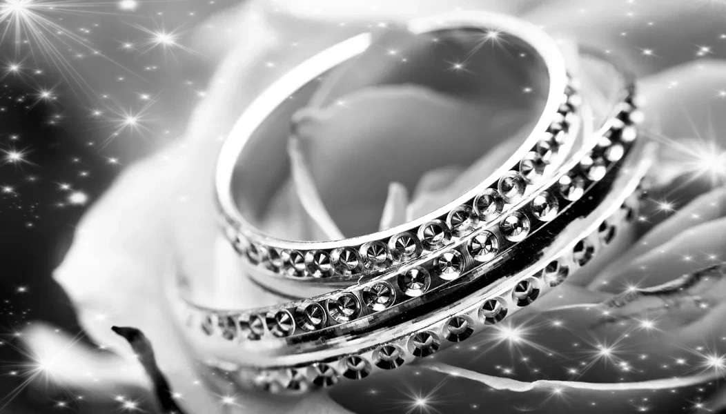 Effet scintillant sur les bijoux