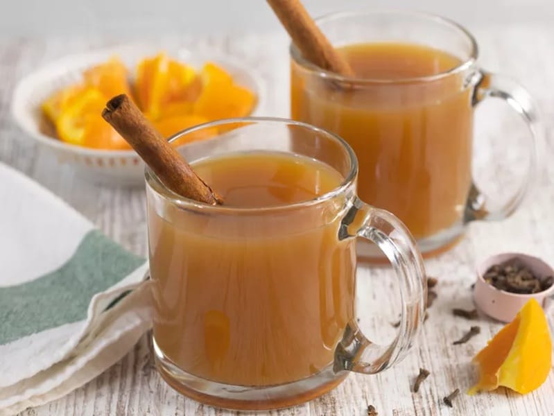 spiced cider warm thanksgiving drink