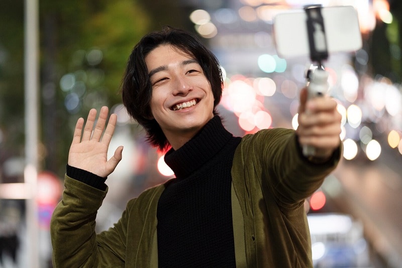 influencer vlogging content