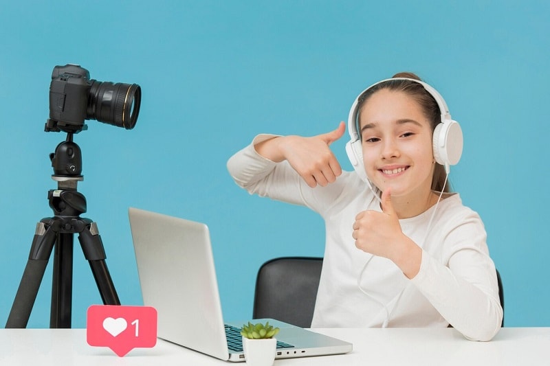 young girl preparing for a vlog