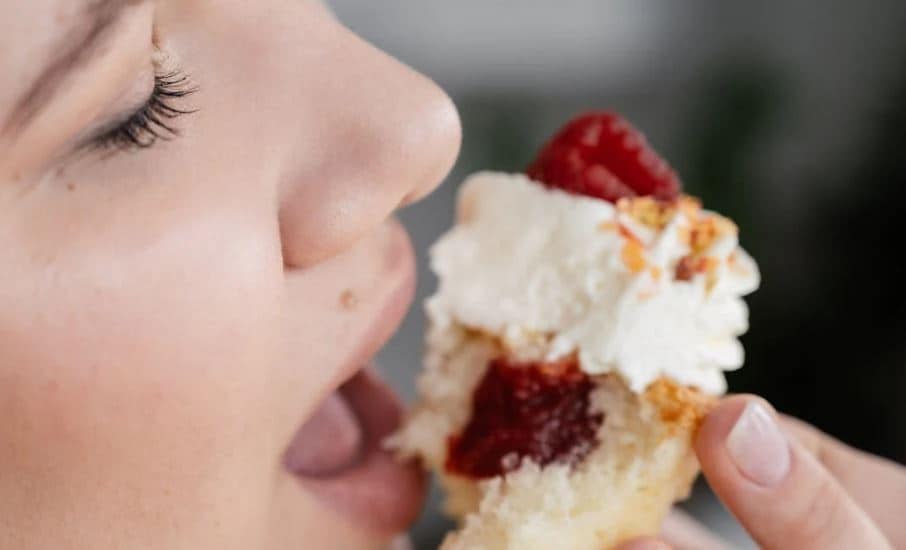 cake tasting video