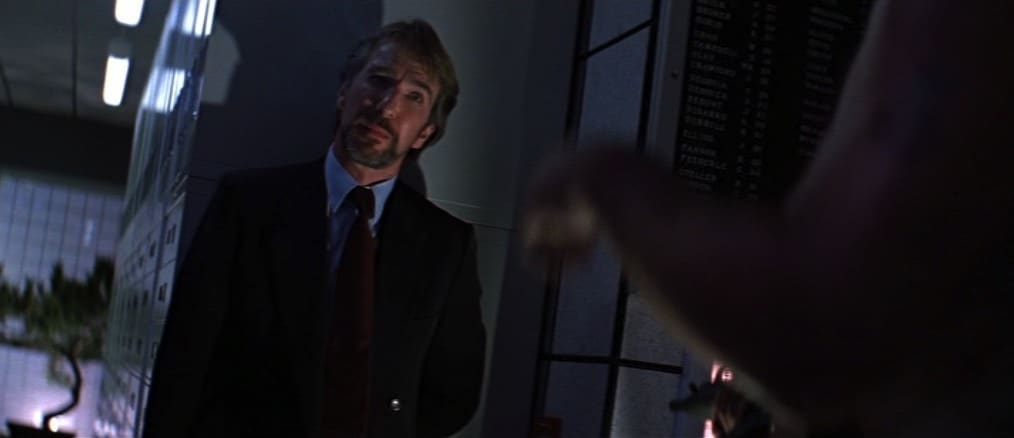 die hard dutch angle screenshot example