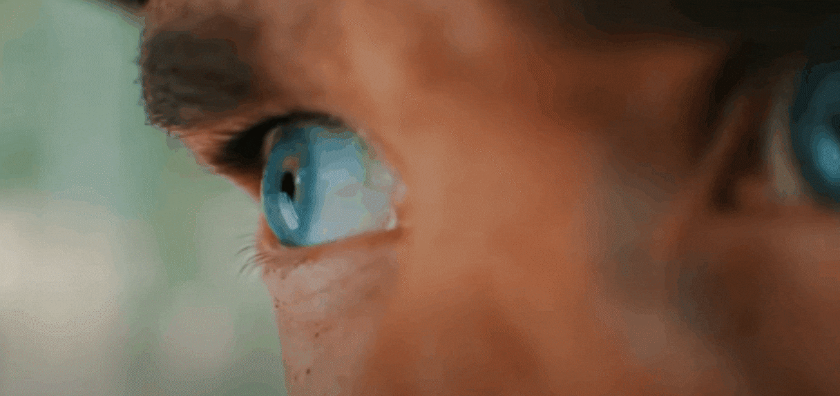 extreme close up short example gif