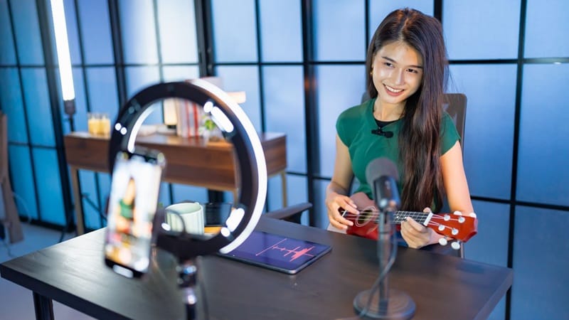 making clear content