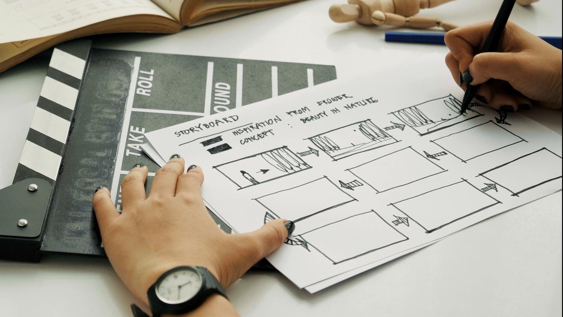 sketch storyboard
